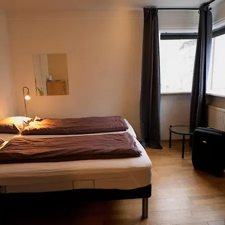 Cozy On The Strip Apartment Reykjavik Exterior photo